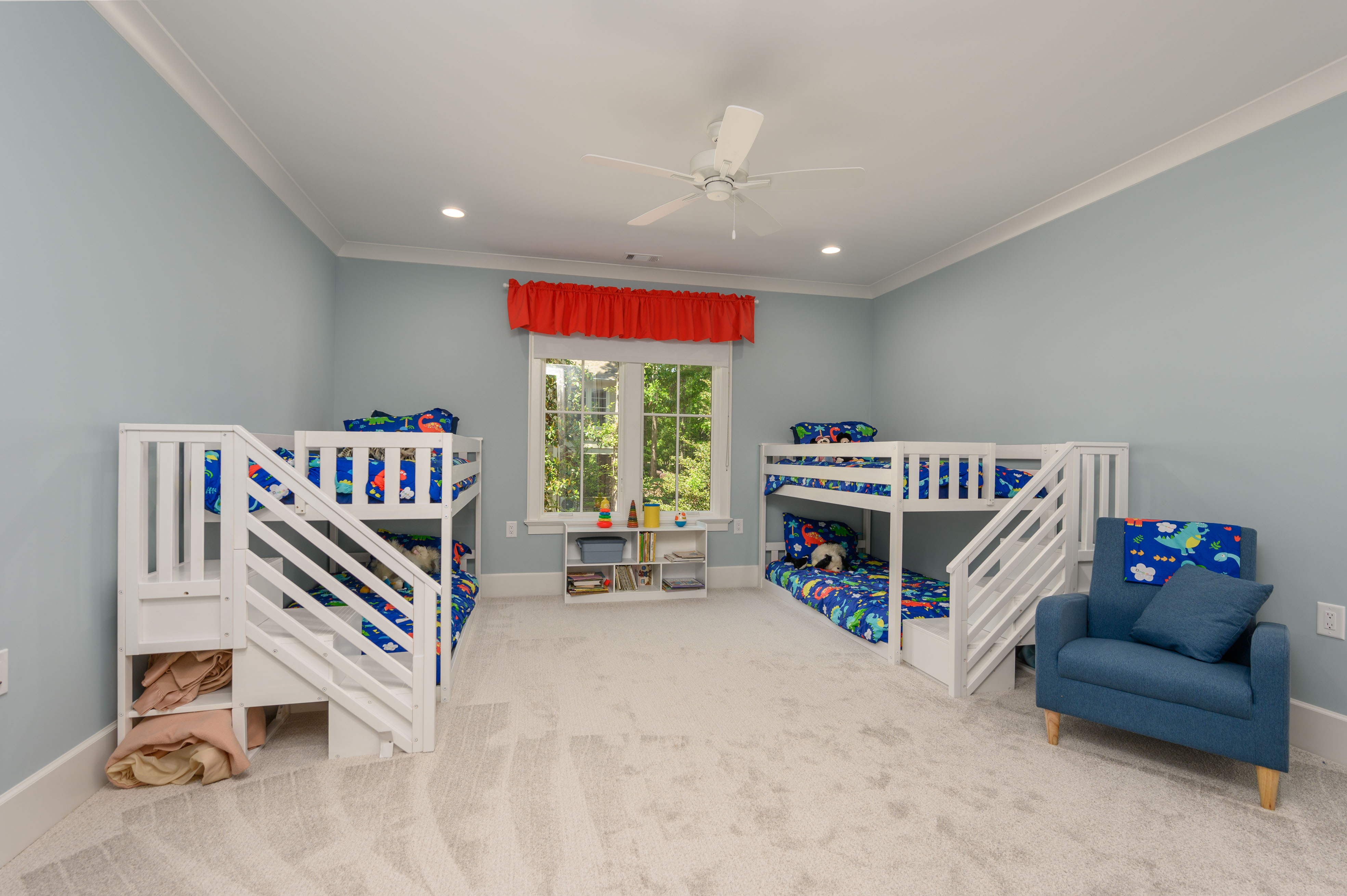 1300 Lake Club Drive image 39